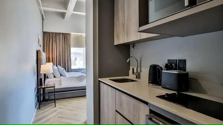 D'Luxe On Thibault By Ctha Daire Cape Town 0*,  Güney Afrika