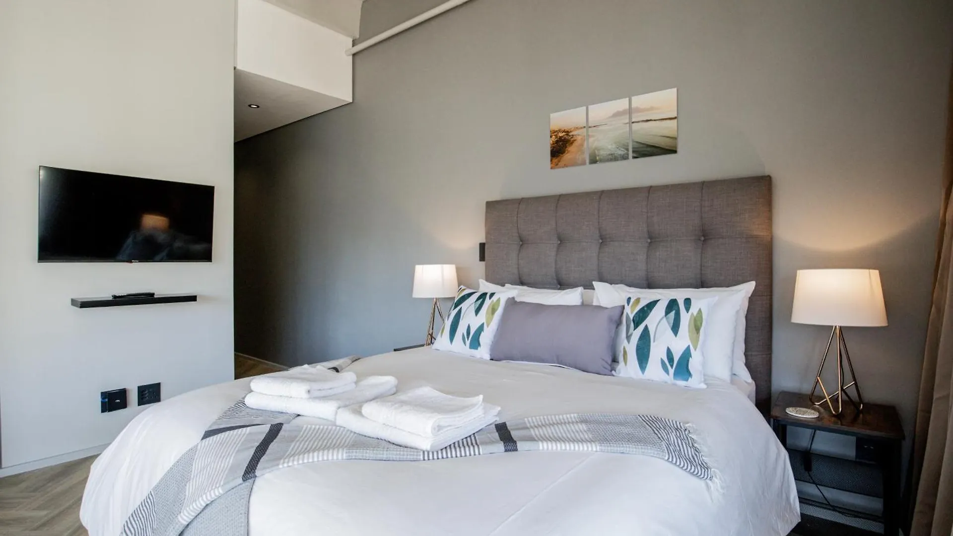 D'Luxe On Thibault By Ctha Daire Cape Town