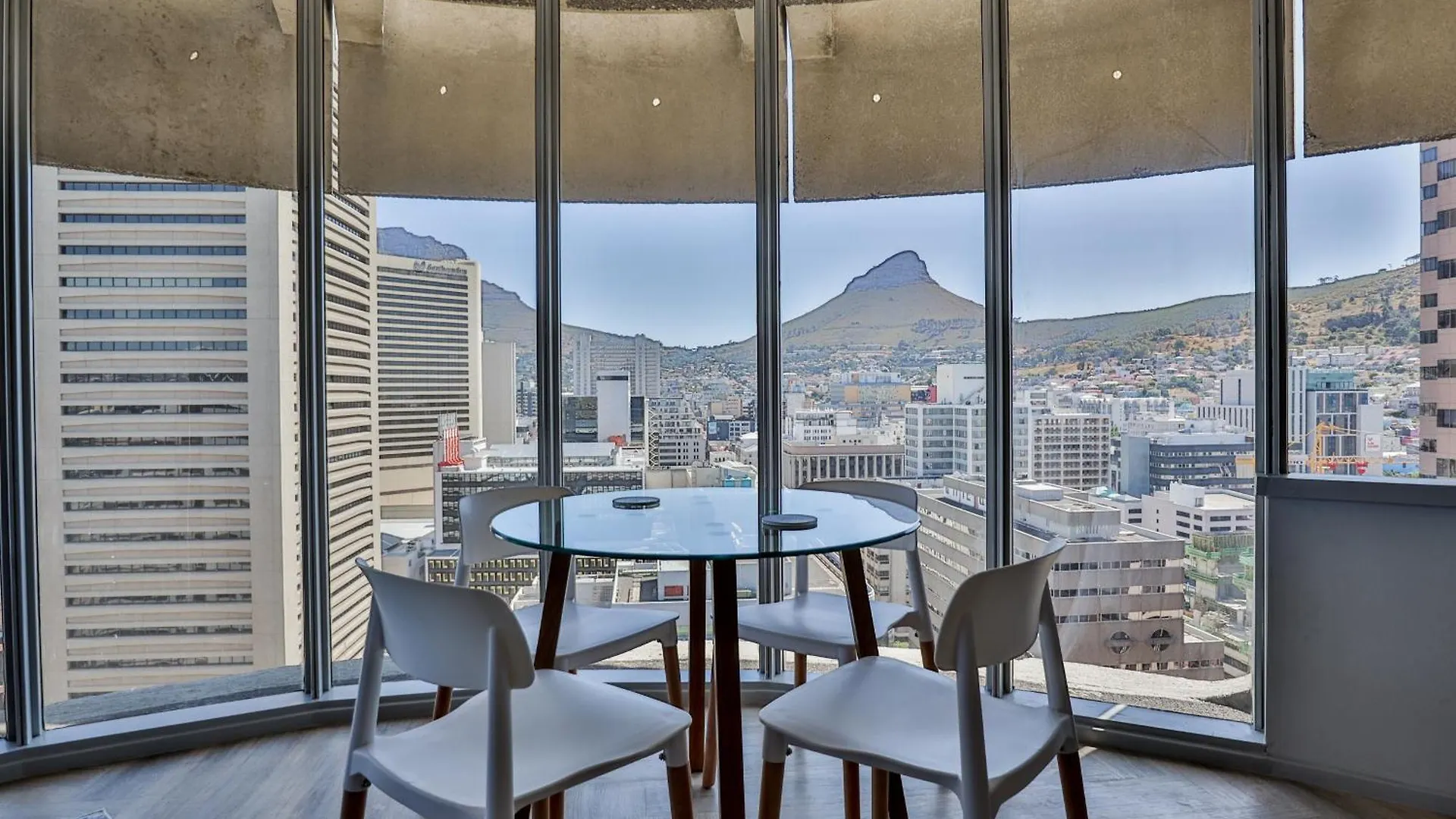 D'Luxe On Thibault By Ctha Daire Cape Town